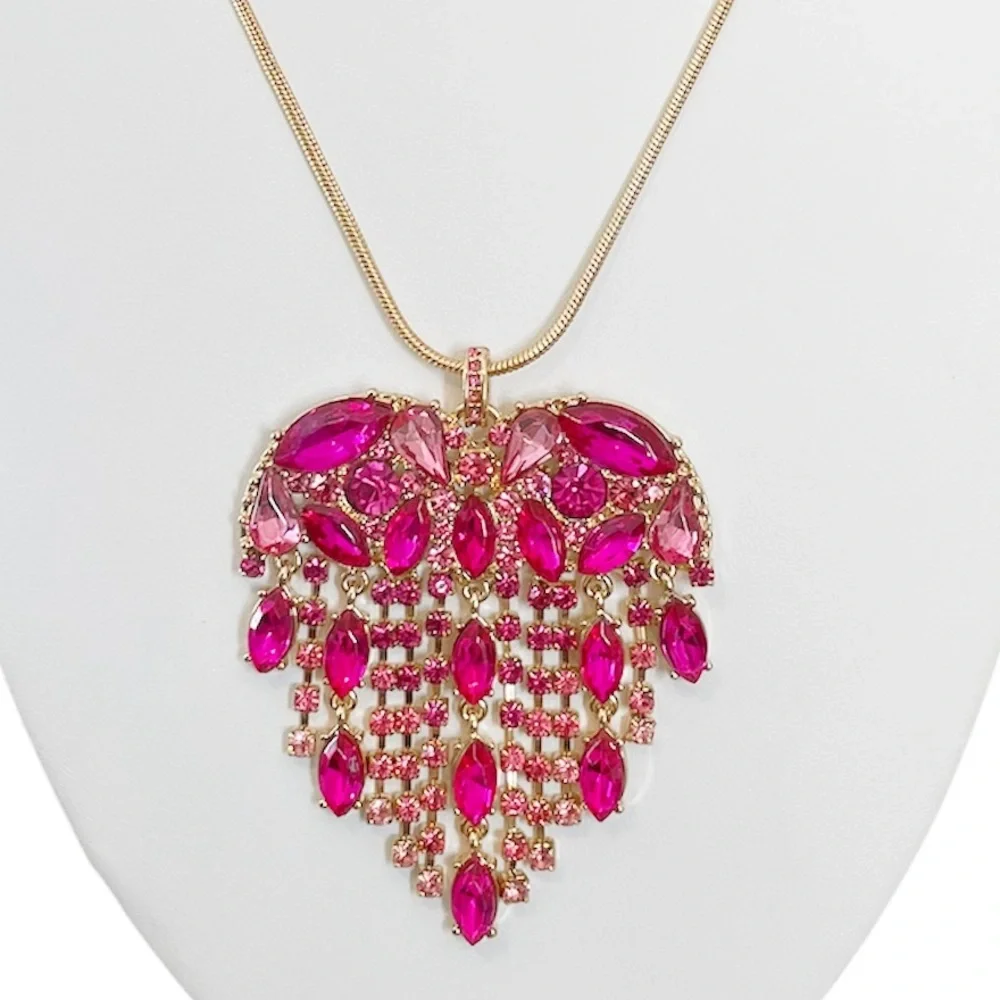 SOLD Betsey Johnson Breaking Hearts Fringe Pendant Necklace - Picture 1 of 4